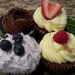 cupcakes https://lolajack.jp.net/elegant-but-simple-company-dinner/