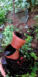 planter diy https://lolajack.jp.net/diy-project-build-your-own-tipsy-pots-planter/