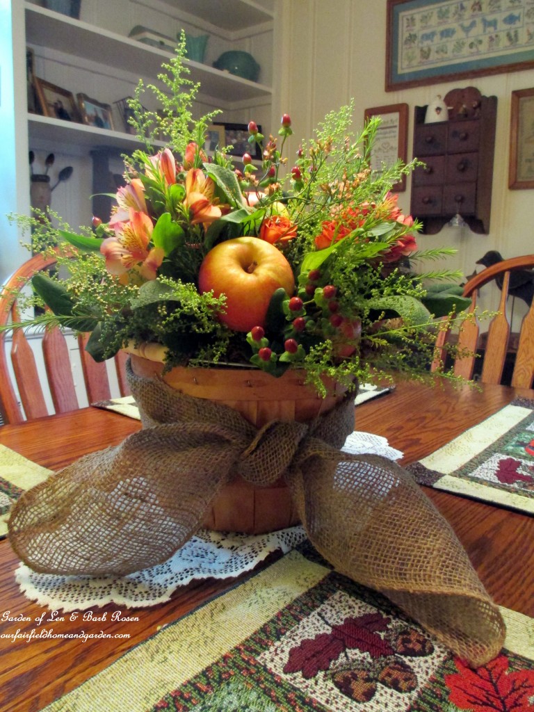 pple Harvest Basket https://lolajack.jp.net/diy-project-arrange-your-own-fall-apple-harvest-basket/