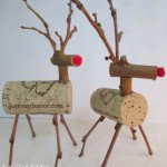 Twig & Cork Reindeer https://lolajack.jp.net/enjoy-a-bottle-of-wine-and-make-a-twig-cork-reindeer/