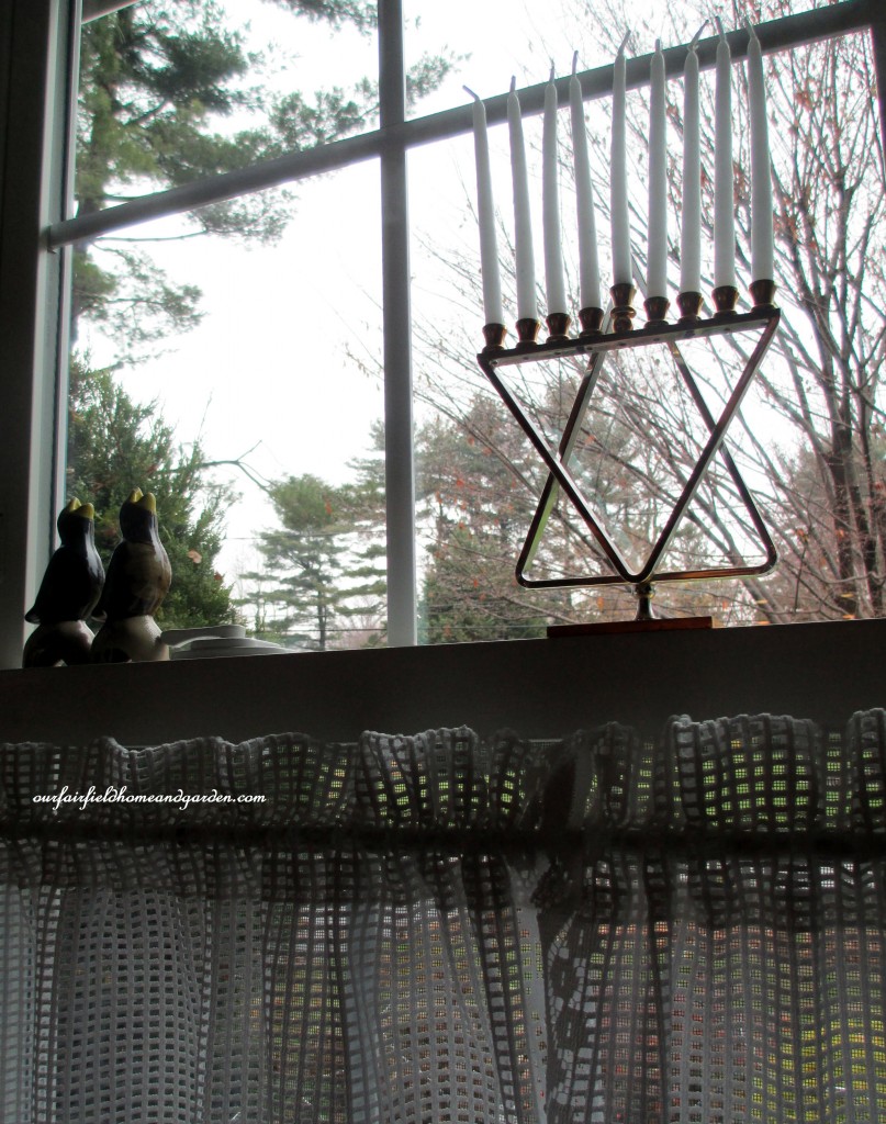 menorah https://lolajack.jp.net/its-beginning-to-look-a-lot-like-chanukah/