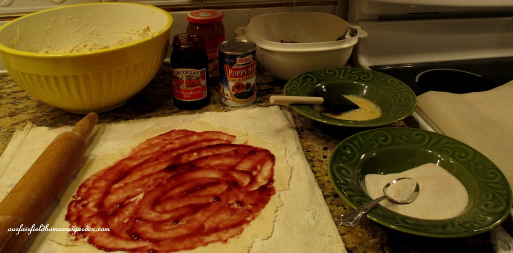 making rugelach cookies https://lolajack.jp.net/chanukah-recipes-to-die-for/