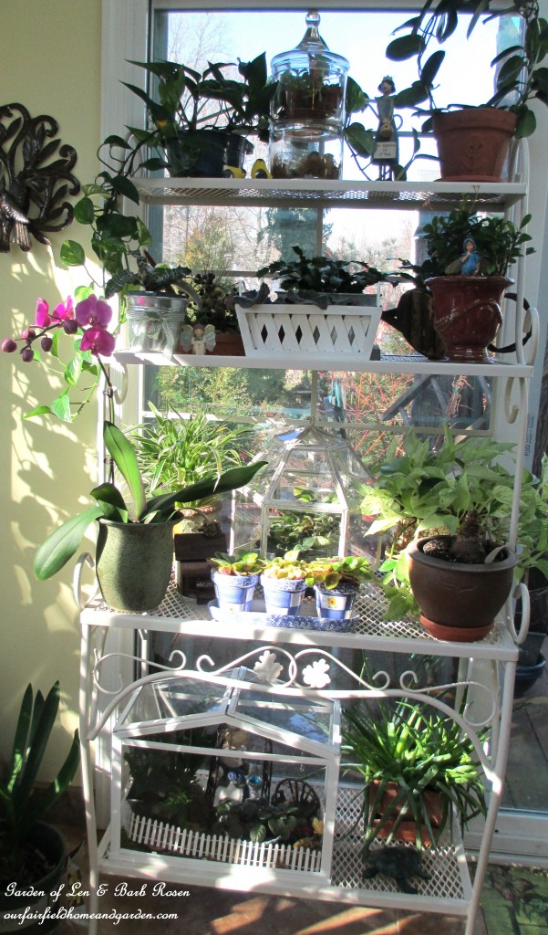 baker's rack https://lolajack.jp.net/my-winter-sanctuary-scenes-from-a-garden-room/