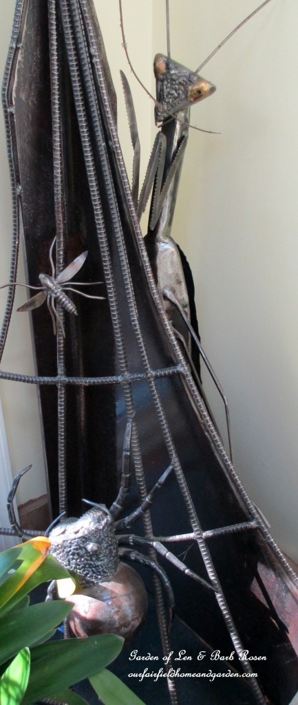 insect sculpture & clivias https://lolajack.jp.net/my-winter-sanctuary-scenes-from-a-garden-room/