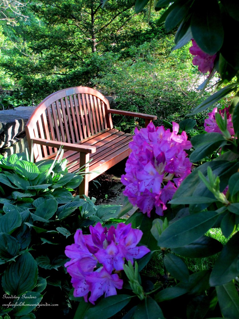 https://lolajack.jp.net/springtime-in-goodstay-gardens/