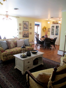 After ~ current with better flow https://lolajack.jp.net/livingroom-makeover-grandma-to-grandeur/