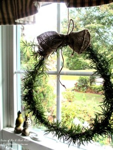 DIY Rosemary Wreath https://lolajack.jp.net/diy-project-make-a-fresh-rosemary-wreath/