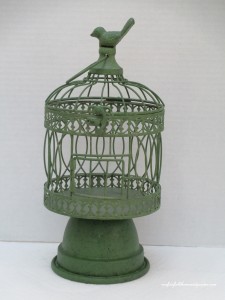Pinterest-inspired Birdcage Project https://lolajack.jp.net/a-michaels-hometalk-pinterest-party-come-be-my-guest/
