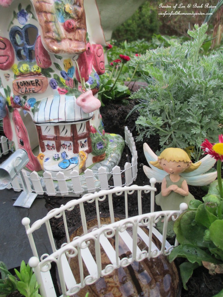 Fire Pit Fairy Garden https://lolajack.jp.net/a-fire-pit-fairy-garden-choose-your-favorite/