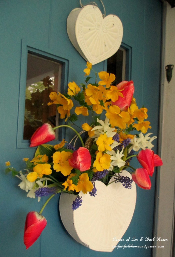 Fresh flowers https://lolajack.jp.net/fresh-flower-basket-for-may-day-or-mothers-day/