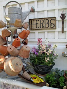 potting bench https://lolajack.jp.net/its-about-blooming-time-spring-potting-time/