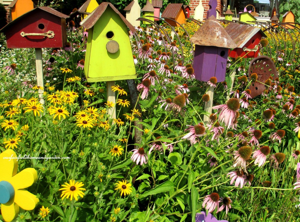 Birdhouses & Flowers https://lolajack.jp.net/field-trip-potting-bench-from-a-dresser-and-other-ideas-gathered-in-lancaster-county-pa/