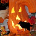 Halloween Decorating https://lolajack.jp.net/getting-into-the-spirit-of-halloween-insert-spooky-music-here/