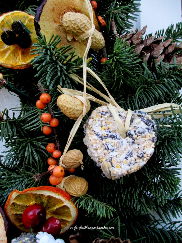 Natural Holiday Bird Wreath https://lolajack.jp.net/natural-holiday-bird-wreath/