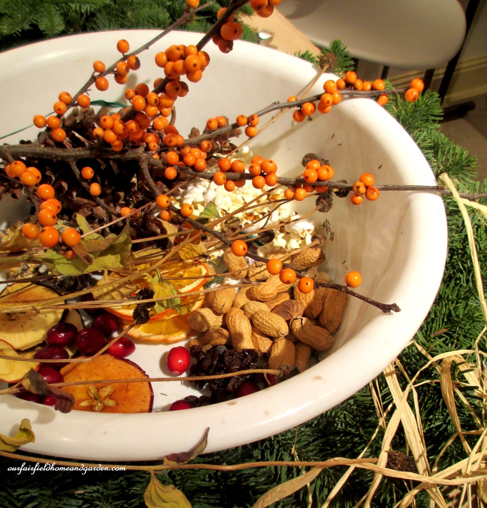 Natural Holiday Bird Wreath https://lolajack.jp.net/natural-holiday-bird-wreath/