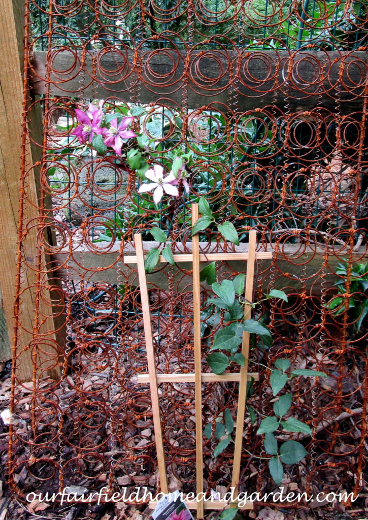 Bed Springs Trellis https://lolajack.jp.net/bed-springs-trellis/