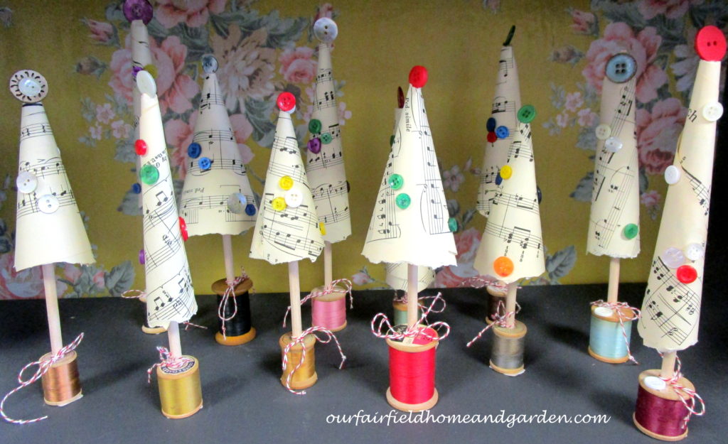 Music Sheet Christmas Tree https://lolajack.jp.net/diy-make-music-sheet-christmas-trees/